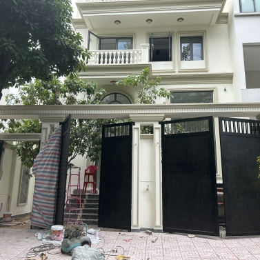 CỬA CỔNG SẮT TẤM